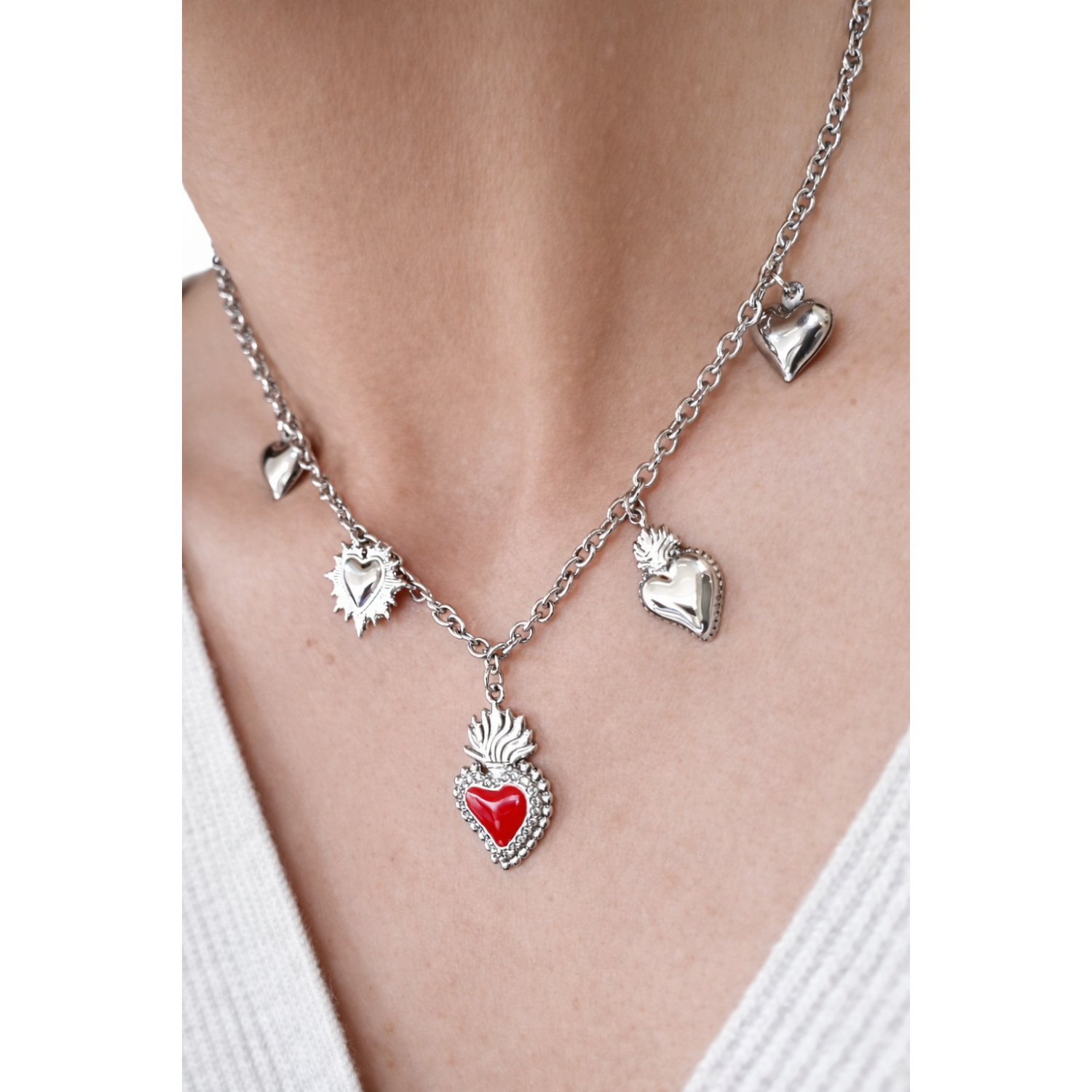 Ατσάλινο Κολιέ με Καρδιές & Κόκκινο Sacred Heart